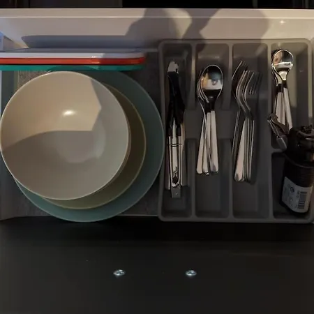 Redbrick Center V Apartment